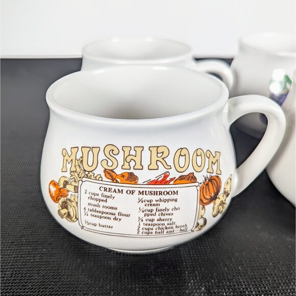 Vintage Recipe Soup Mug set of 4 (Tomato, Mushroom, Onion and Chicken Soup) - Picture 2 of 7